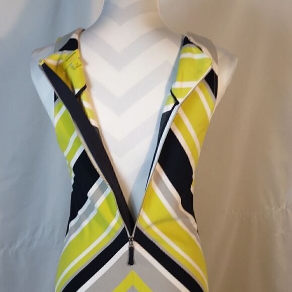 Banana Republic Miley Collection Dress - Picture 6 of 7